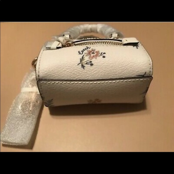 COACH ❤️Satchel Keychain/❤️ - Picture 7 of 15